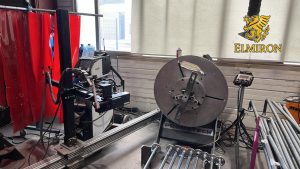 Industrial crane-supported steel structure