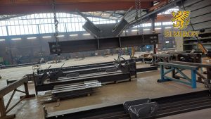 Steel frame building with overhead crane